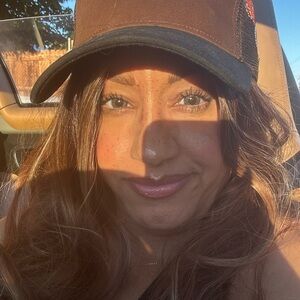 Meet your Posher, Tiffany